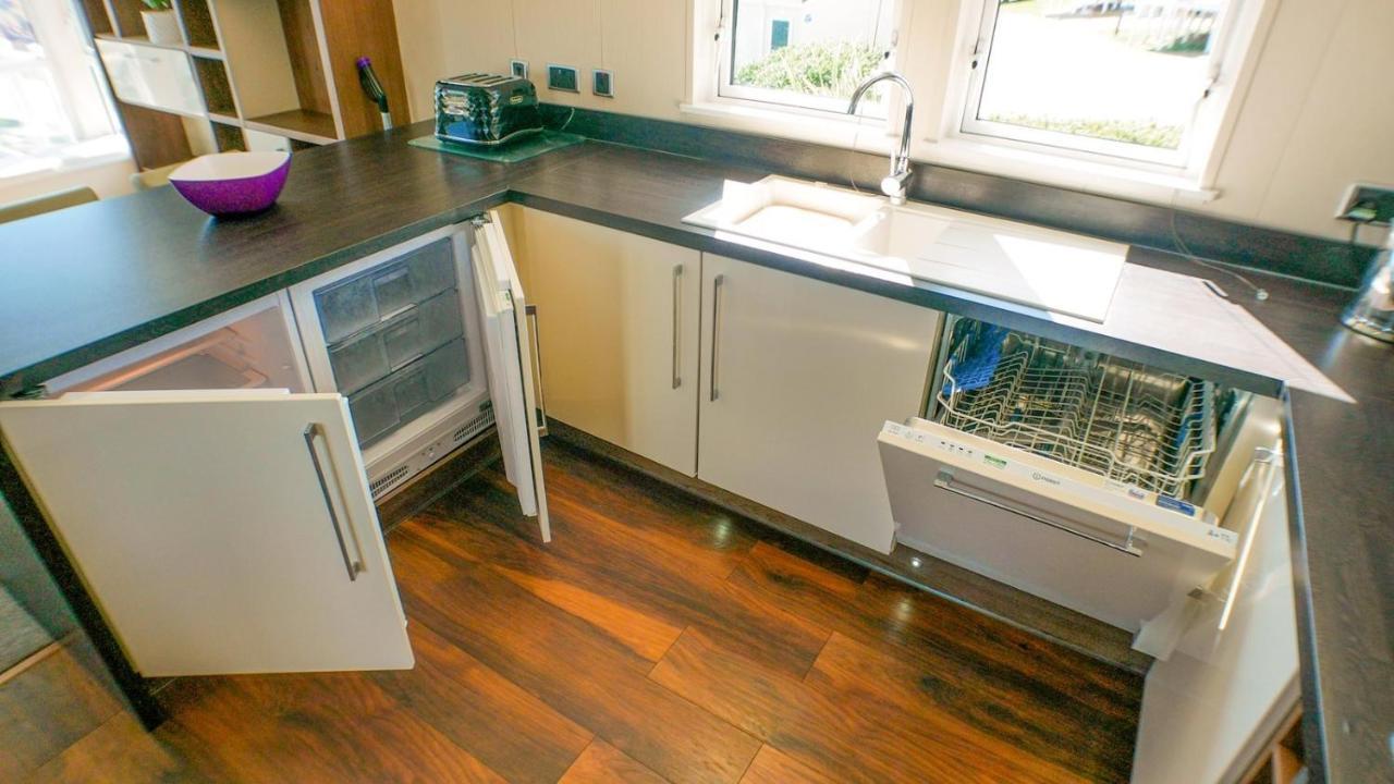 Luxury 3 Bed 2 Bath Lodge With Sea Views! Exmouth Eksteriør bilde